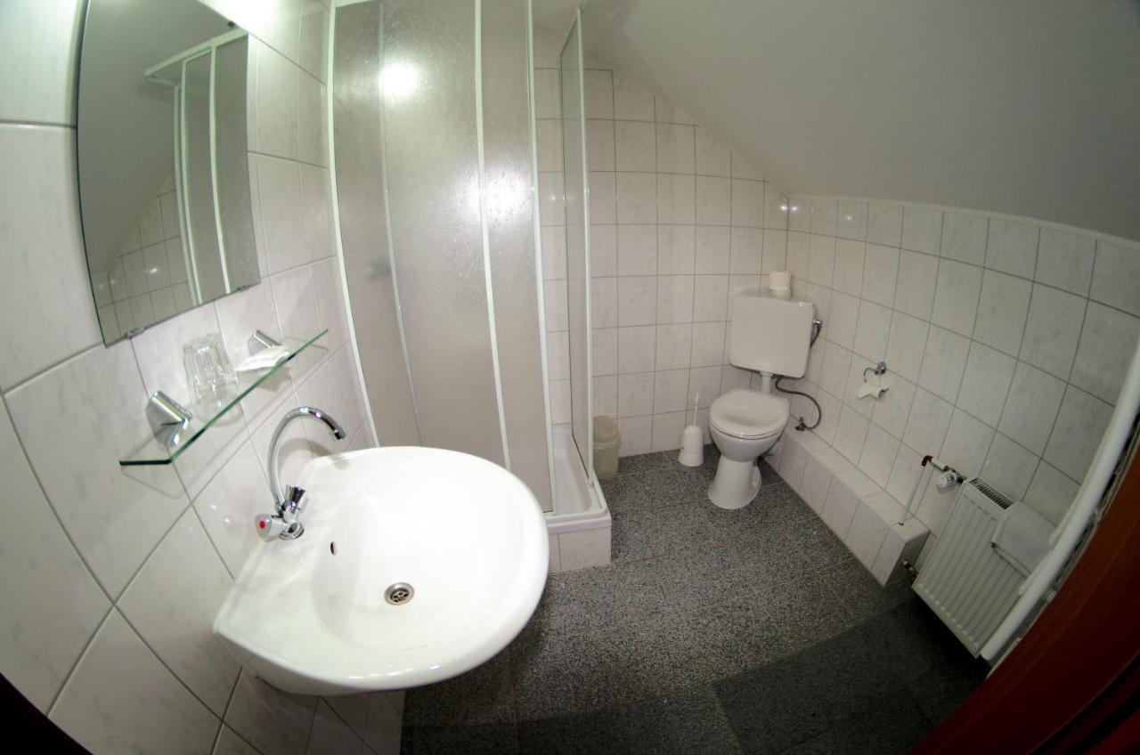 Giesen Messe-Hotel "Waldruhe" מראה חיצוני תמונה